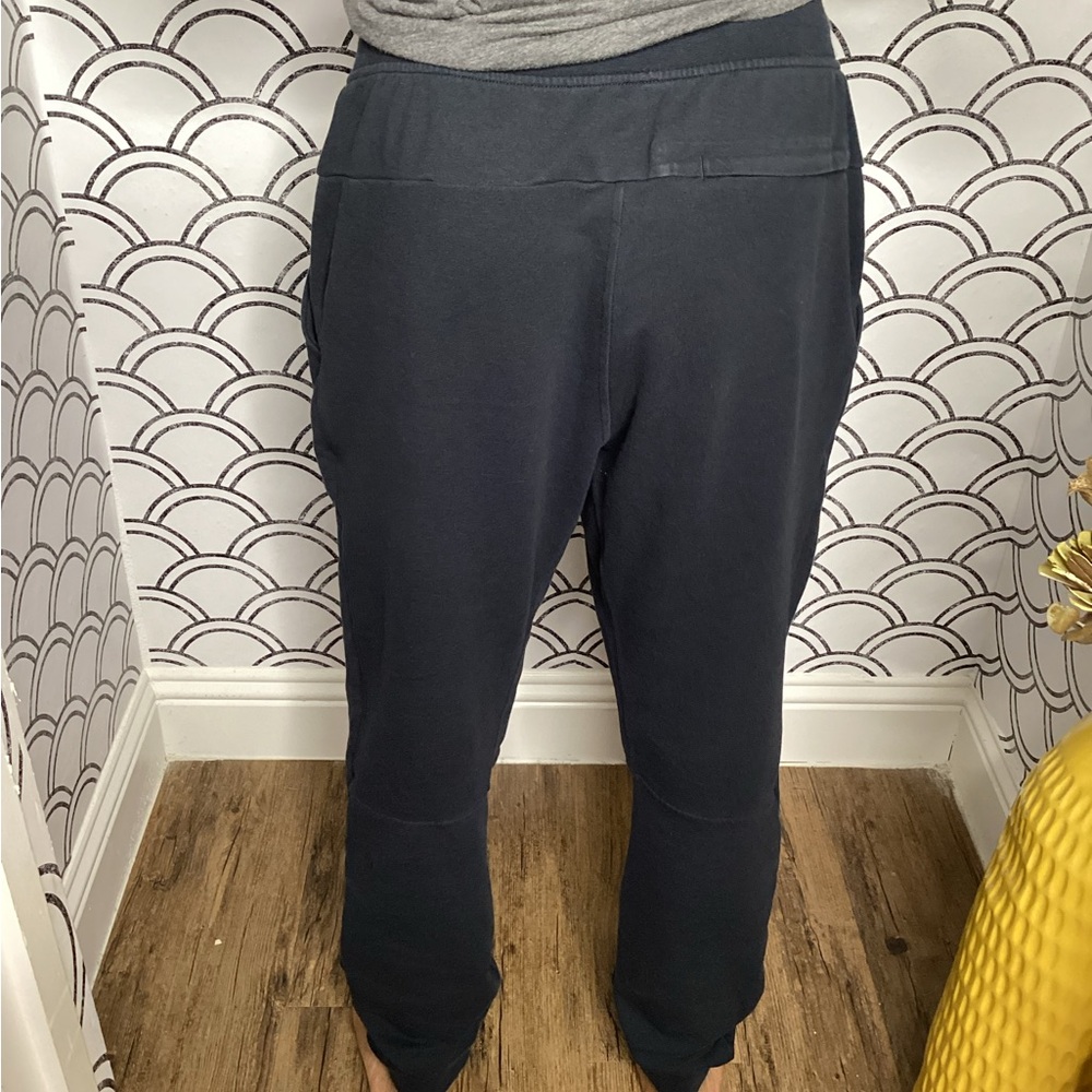 Lululemon Athletica Navy Jogger Pants – Size Medium - Picture 4 of 6
